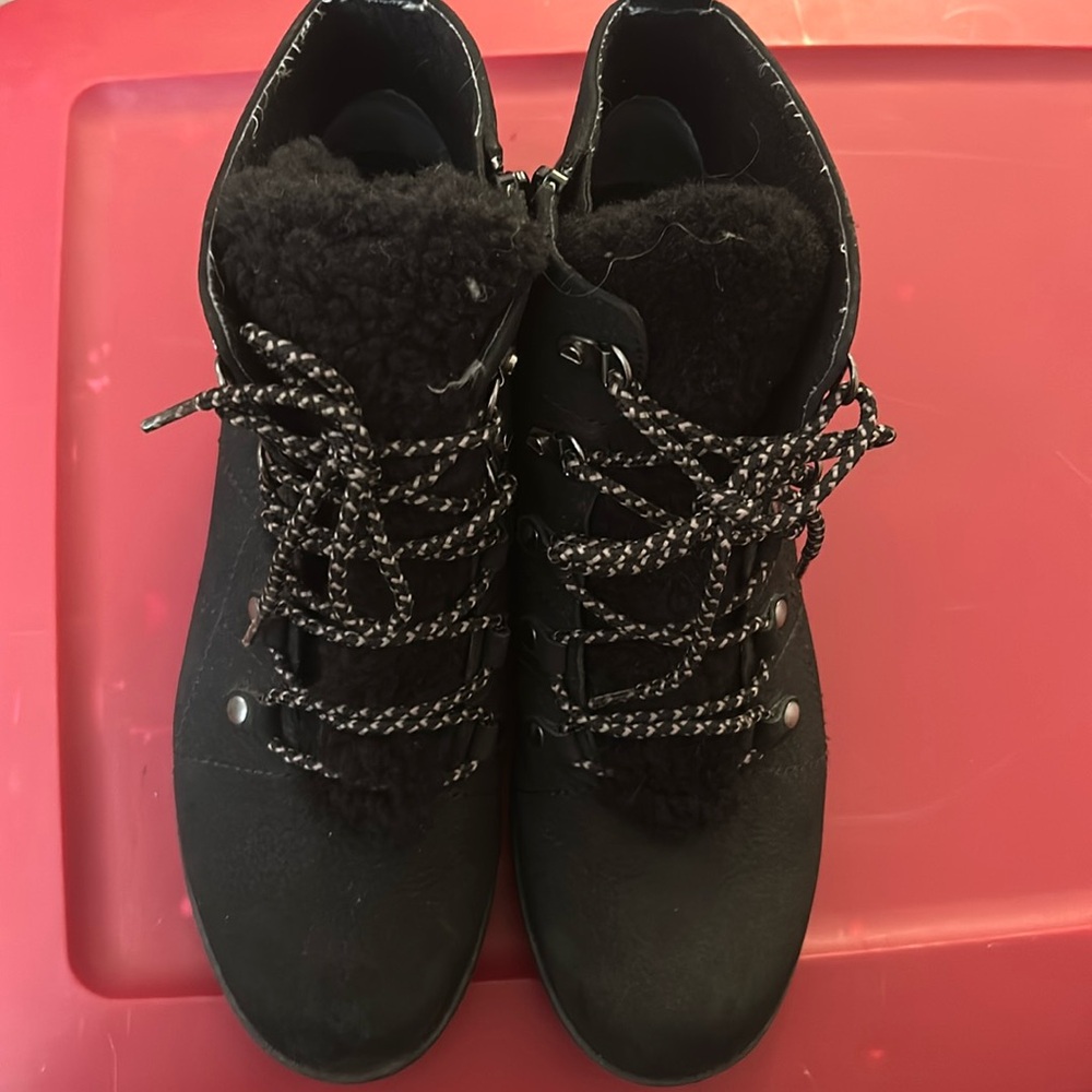 Great Abeo boots!